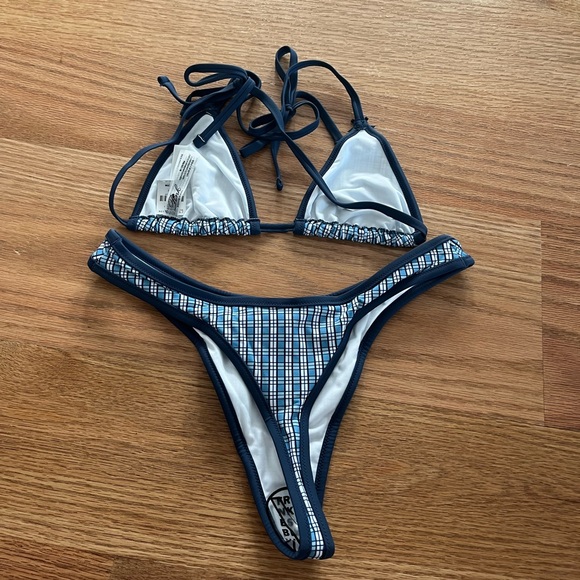 Frankie’s bikinis set - Picture 5 of 5